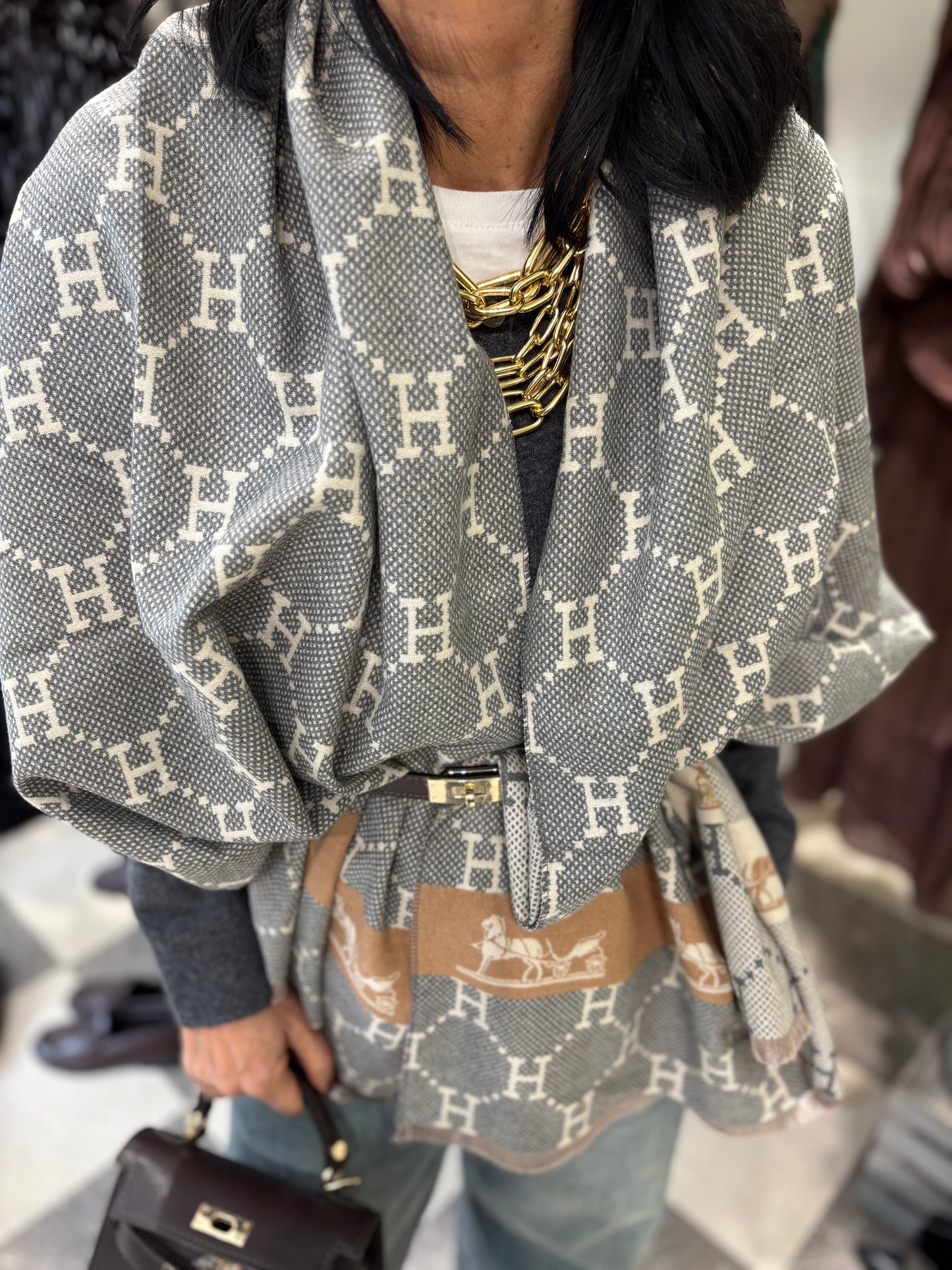 Stola small H caramello