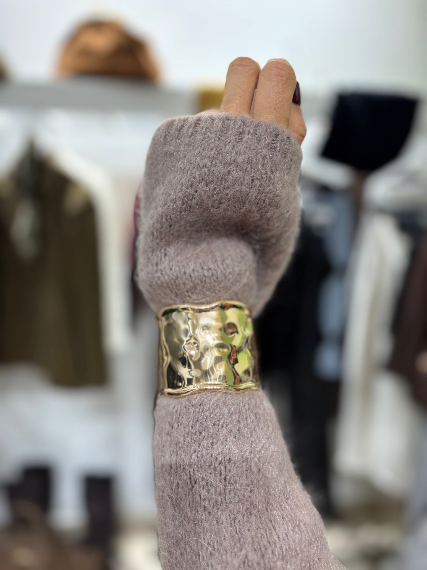 Bracciale wrist band martellato oro