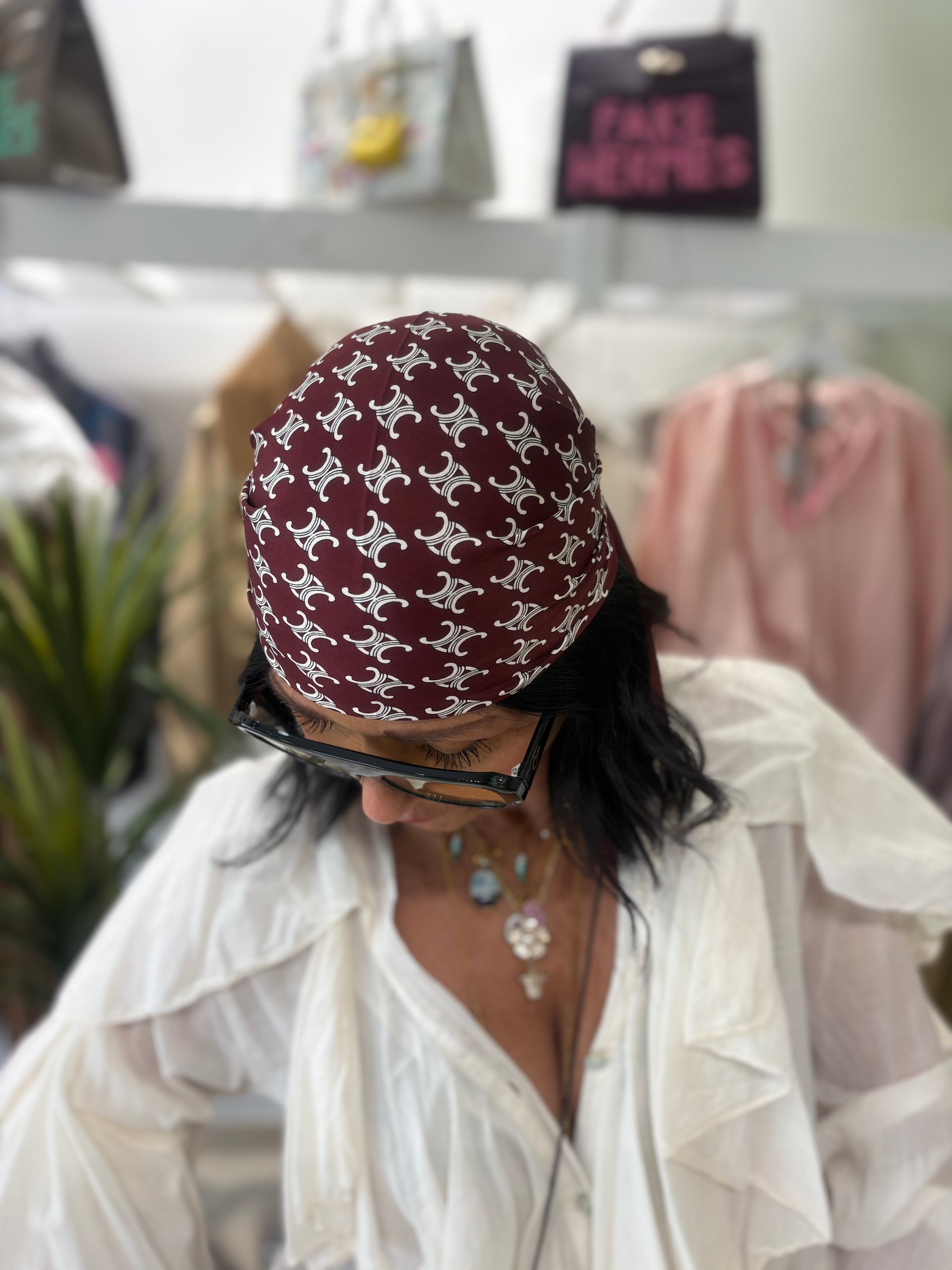 Foulard fantasia in 100% viscosa