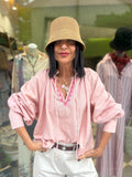 Blusa con dettaglio ricamato con perline sul collo