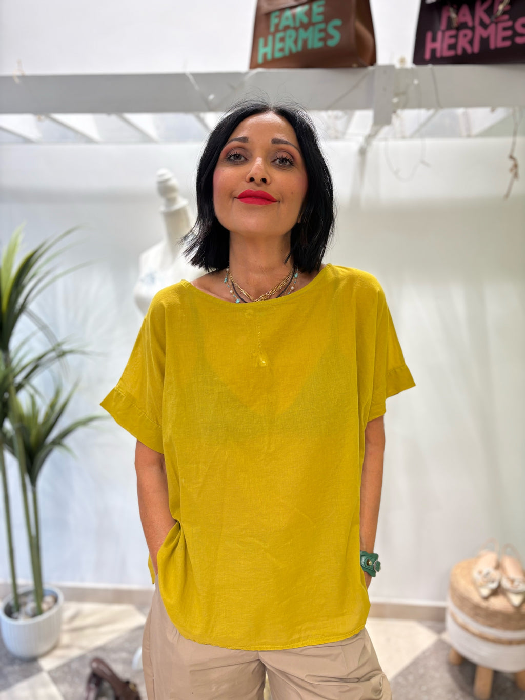 Blusa over essential