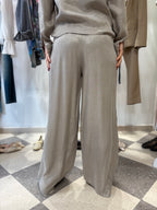 Pantalone scivolato con elastico in vita