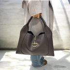 Maxi bag morsetto marrone