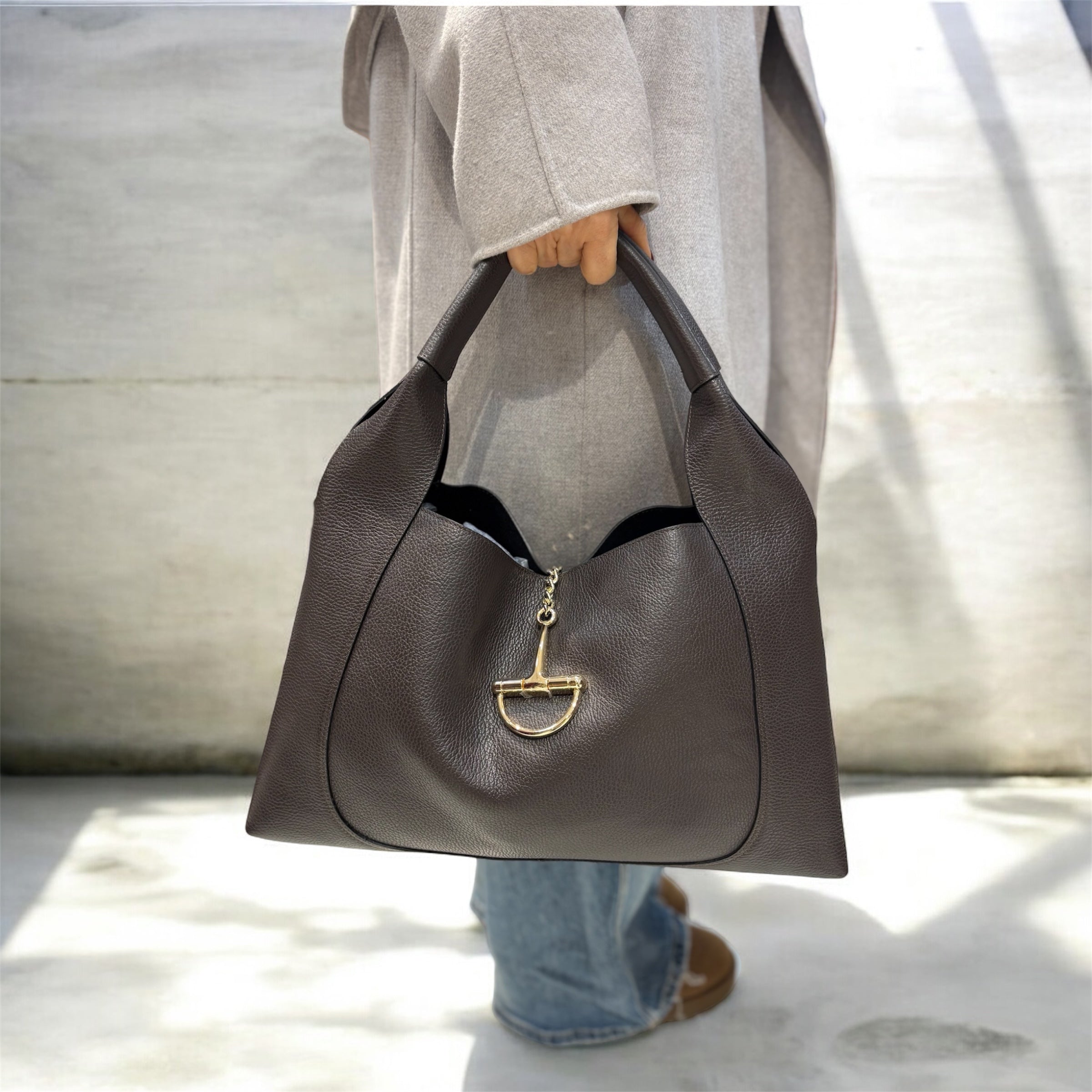 Maxi bag morsetto marrone