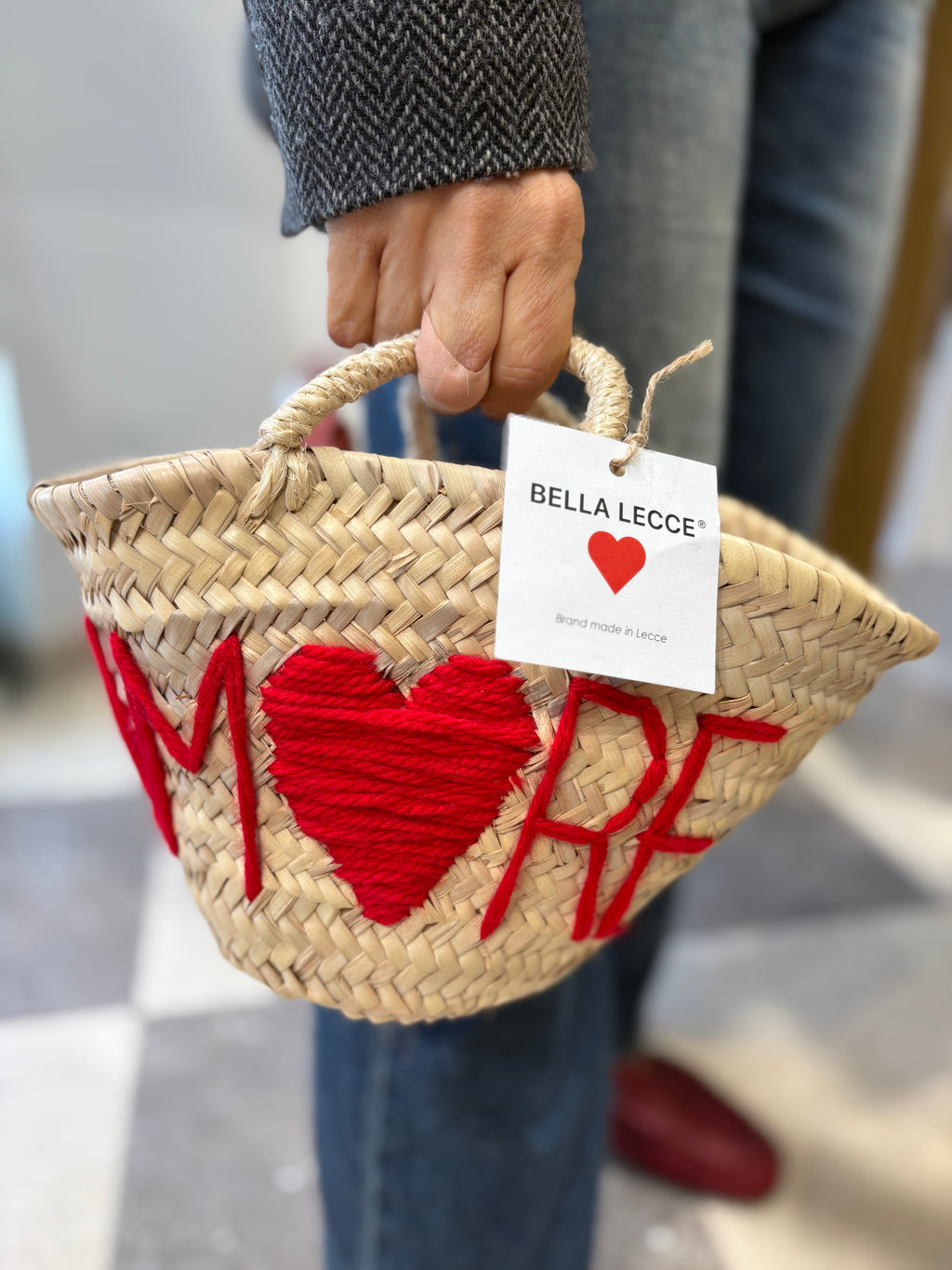 Bella Lecce | Paniere intrecciato e ricamato a mano
