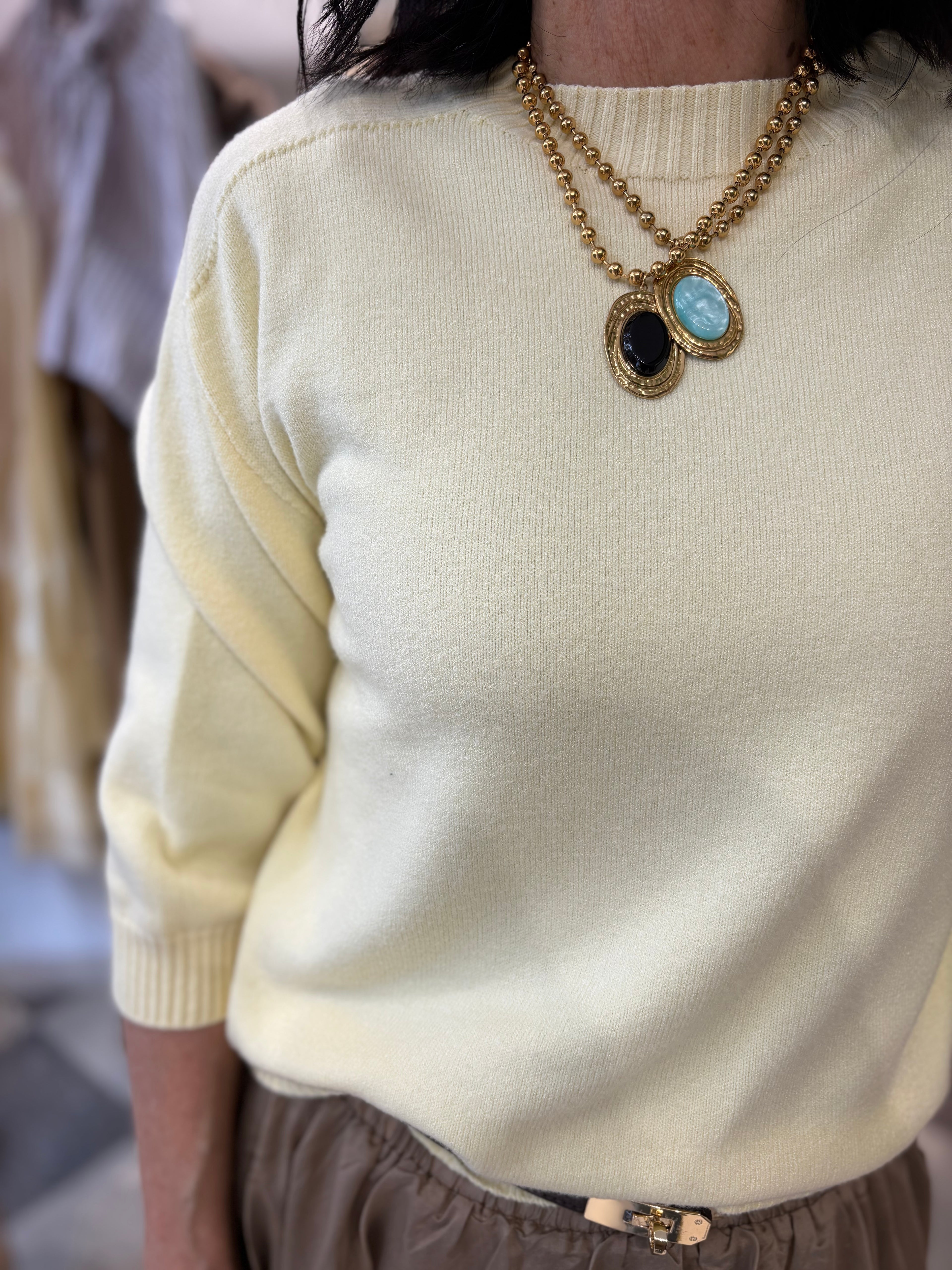 Maglioncino girocollo in maglia morbida in misto viscosa