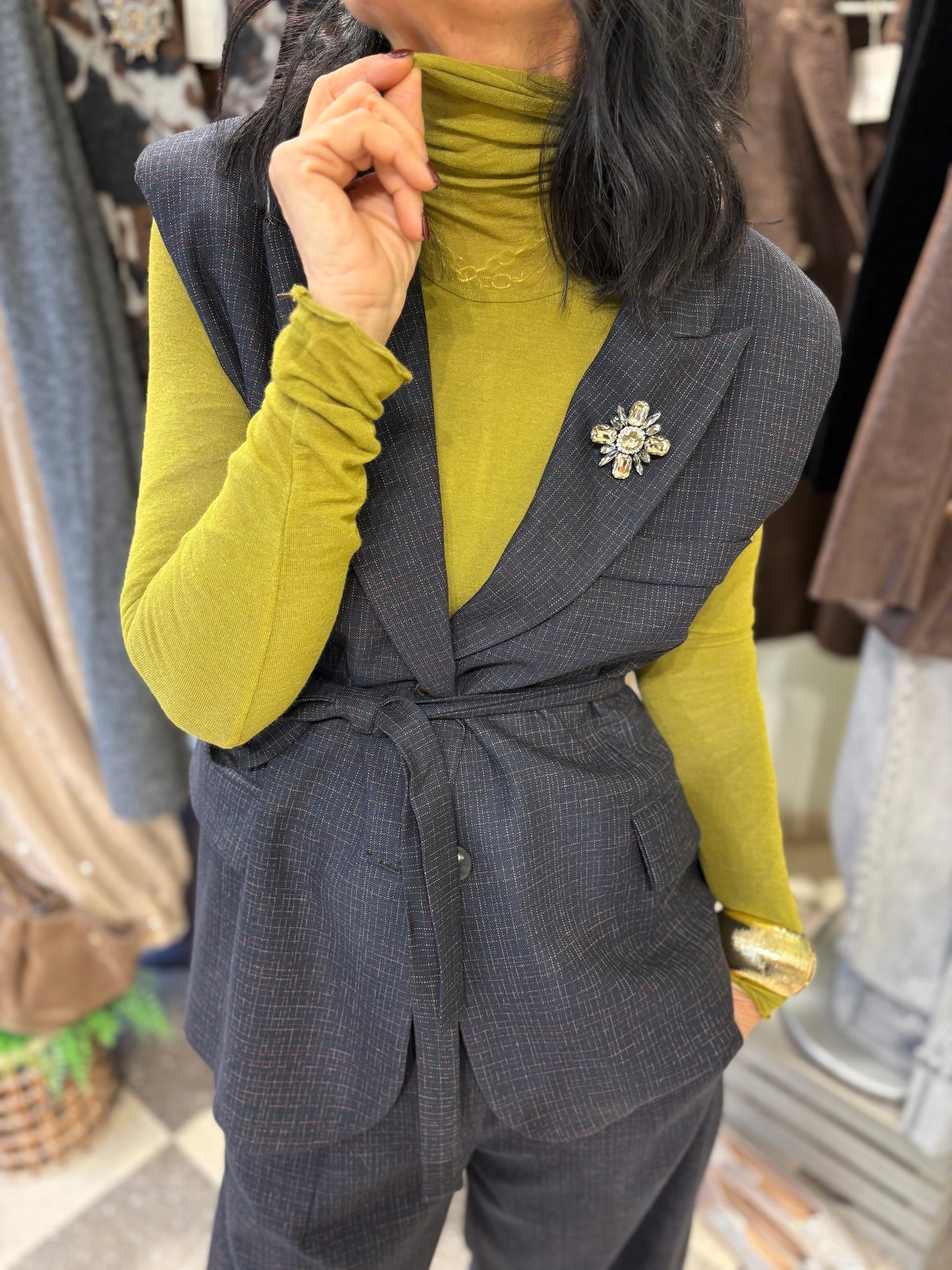 Motel gilet con spalline imbottite