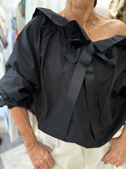 Blusa volant noir