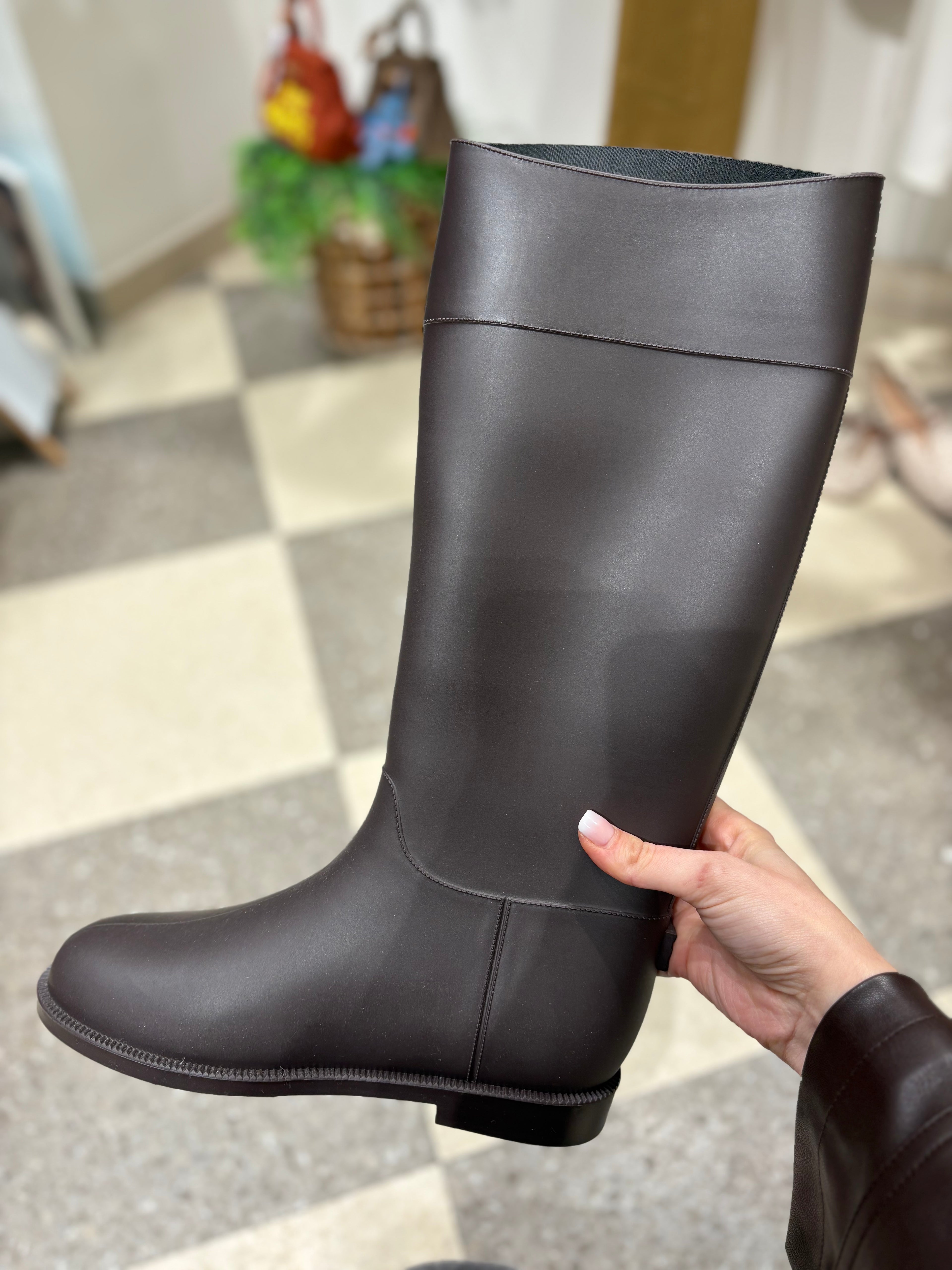 Stivale alto essenziale