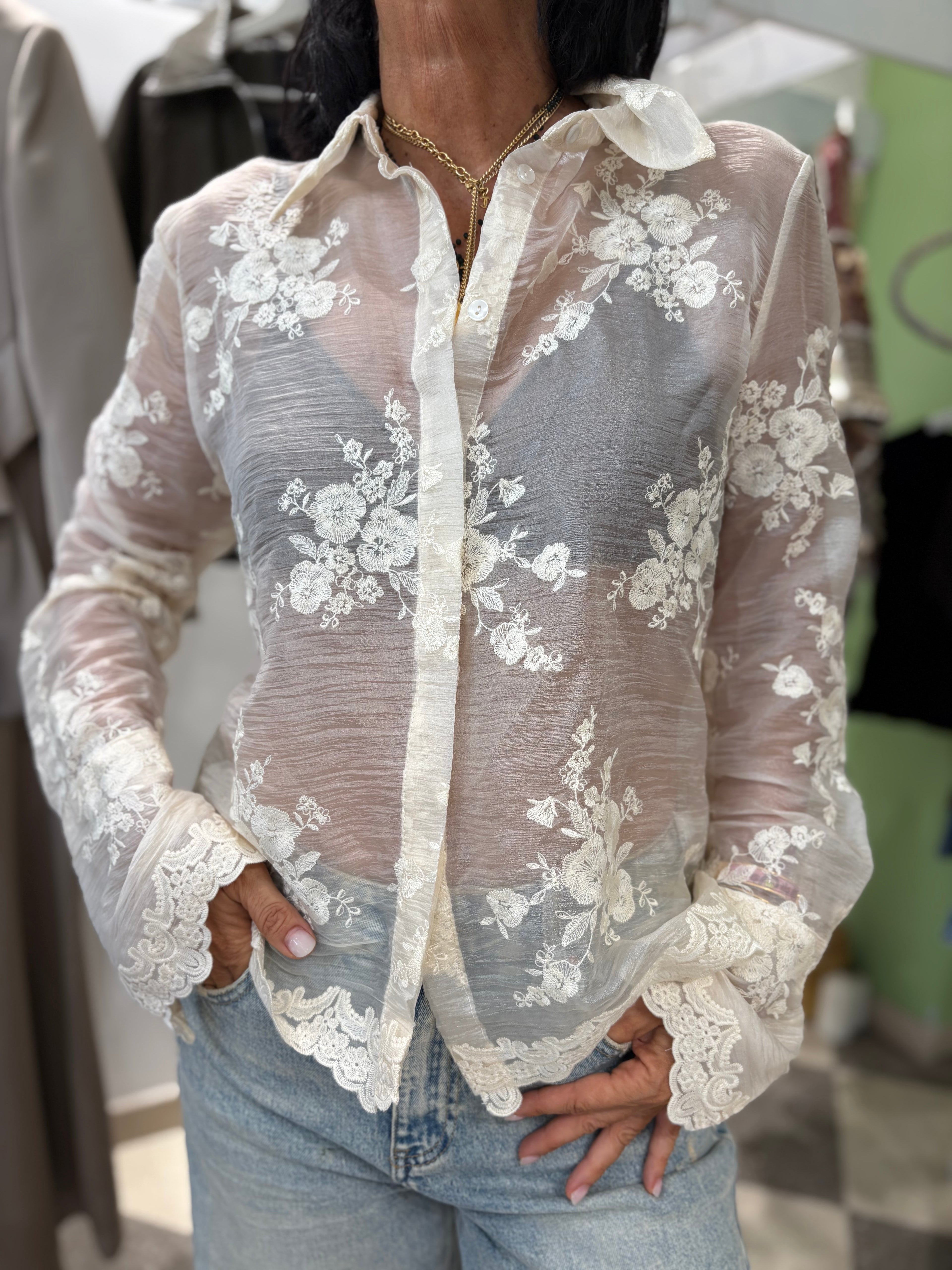 Camicia in pizzo ricamato