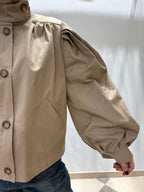 Motel trench cropped con dettaglio maniche a sbuffo
