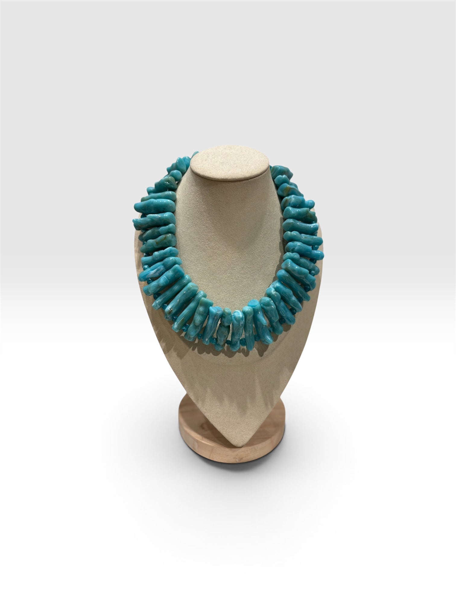 Collana corallo azzurro
