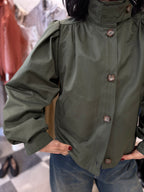 Motel trench cropped con dettaglio maniche a sbuffo