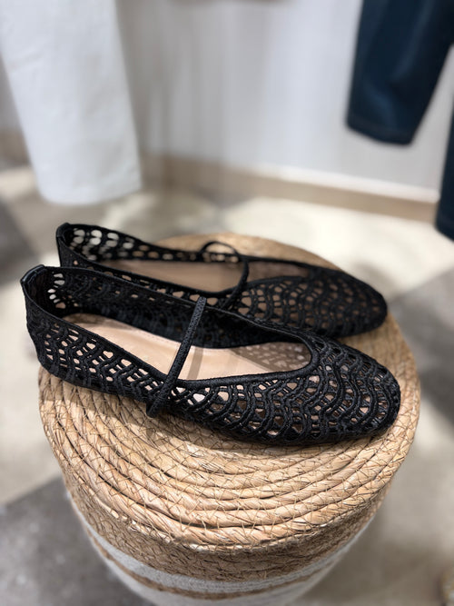 Ballerine in pizzo traforato | nero