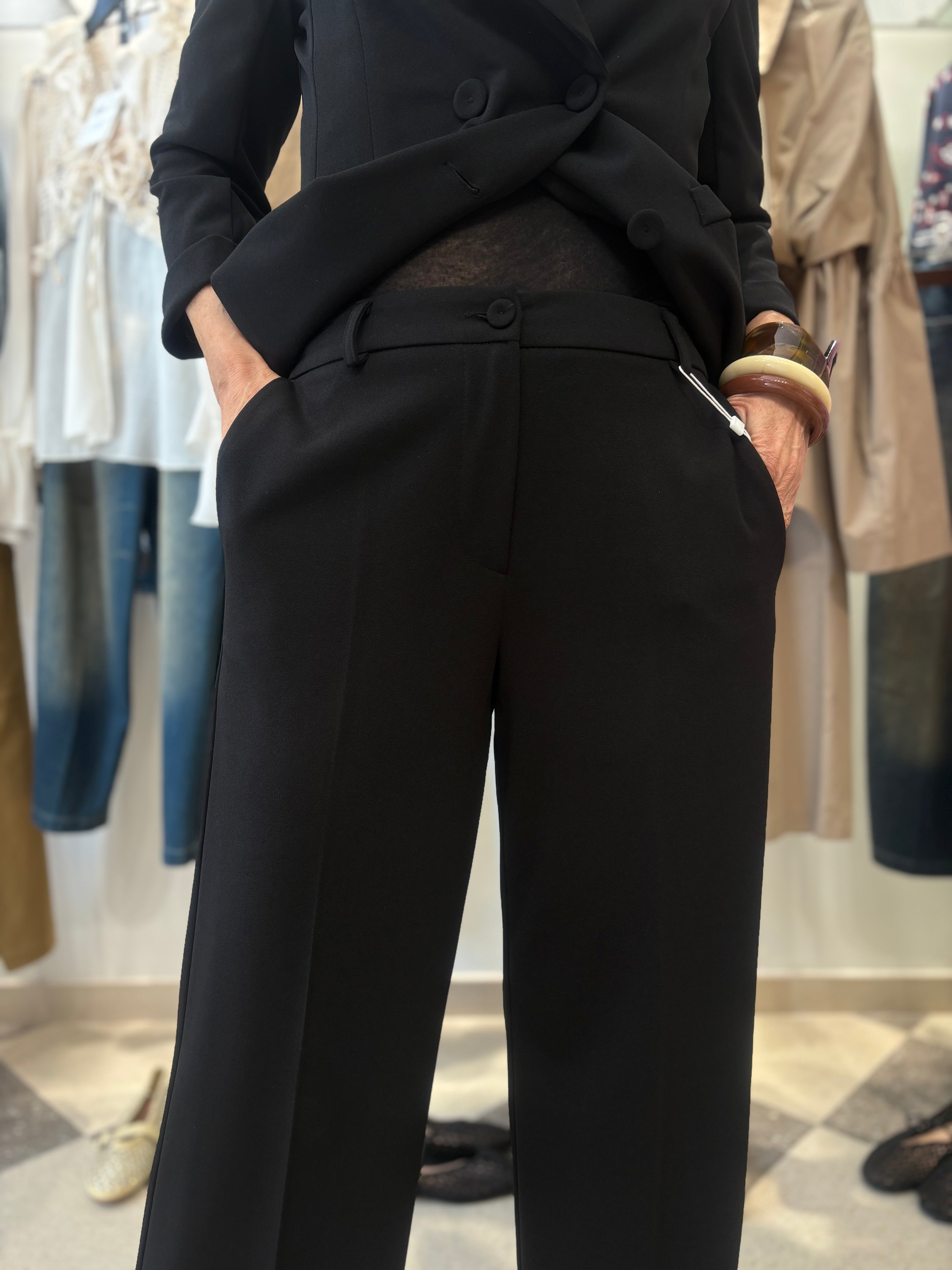 Pantalone palazzo con elastico in vita