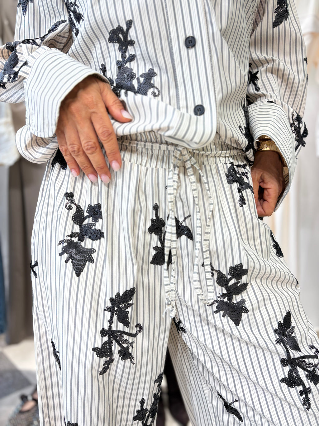 Pantalone palazzo ricamato