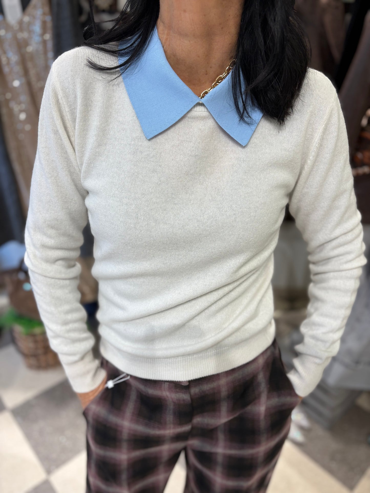 Motel maglioncino con collo a camicia applicato