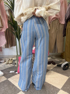 Pantalone gamba dritta righe celesti
