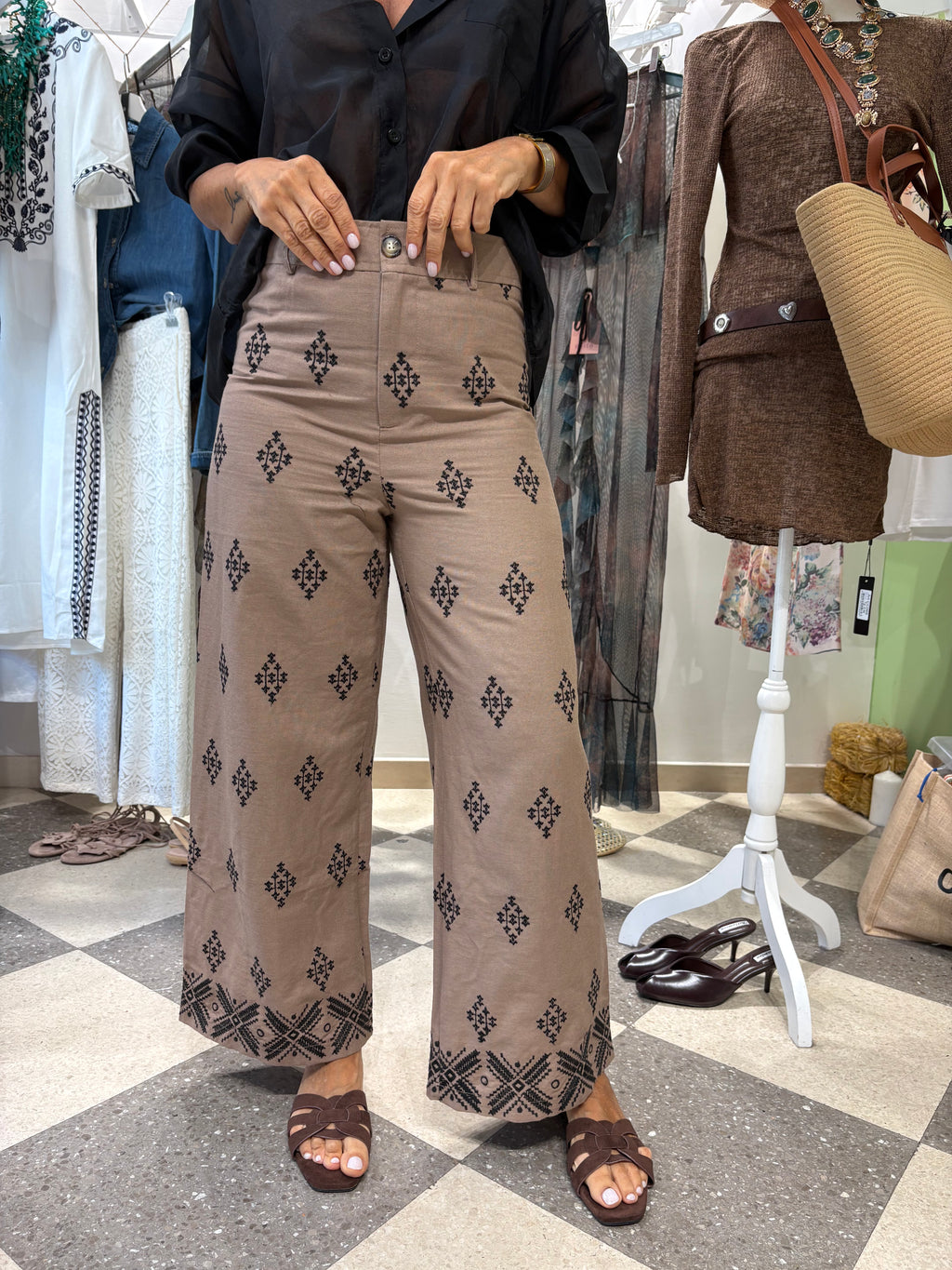 Pantalone palazzo ricamato