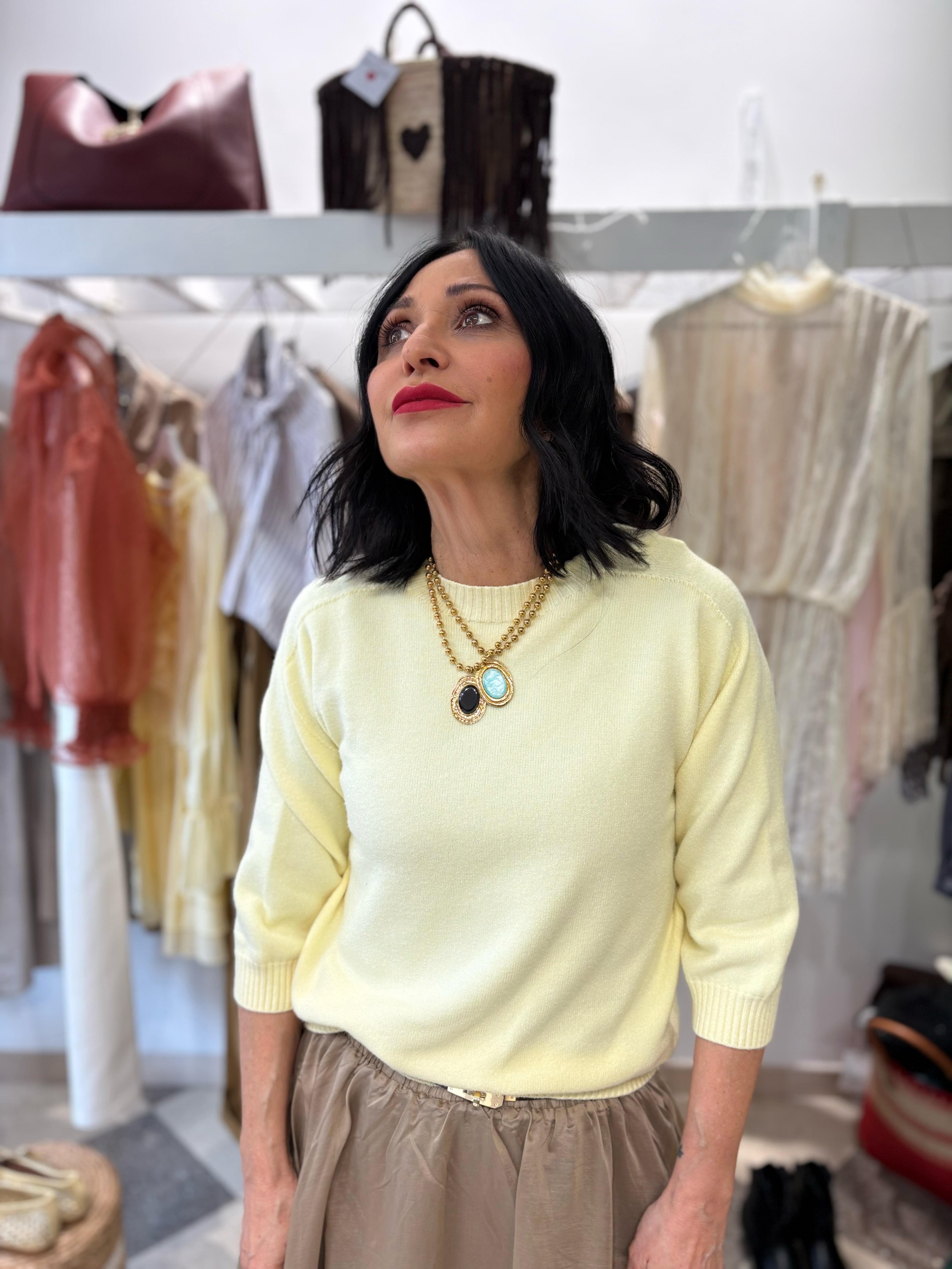 Maglioncino girocollo in maglia morbida in misto viscosa