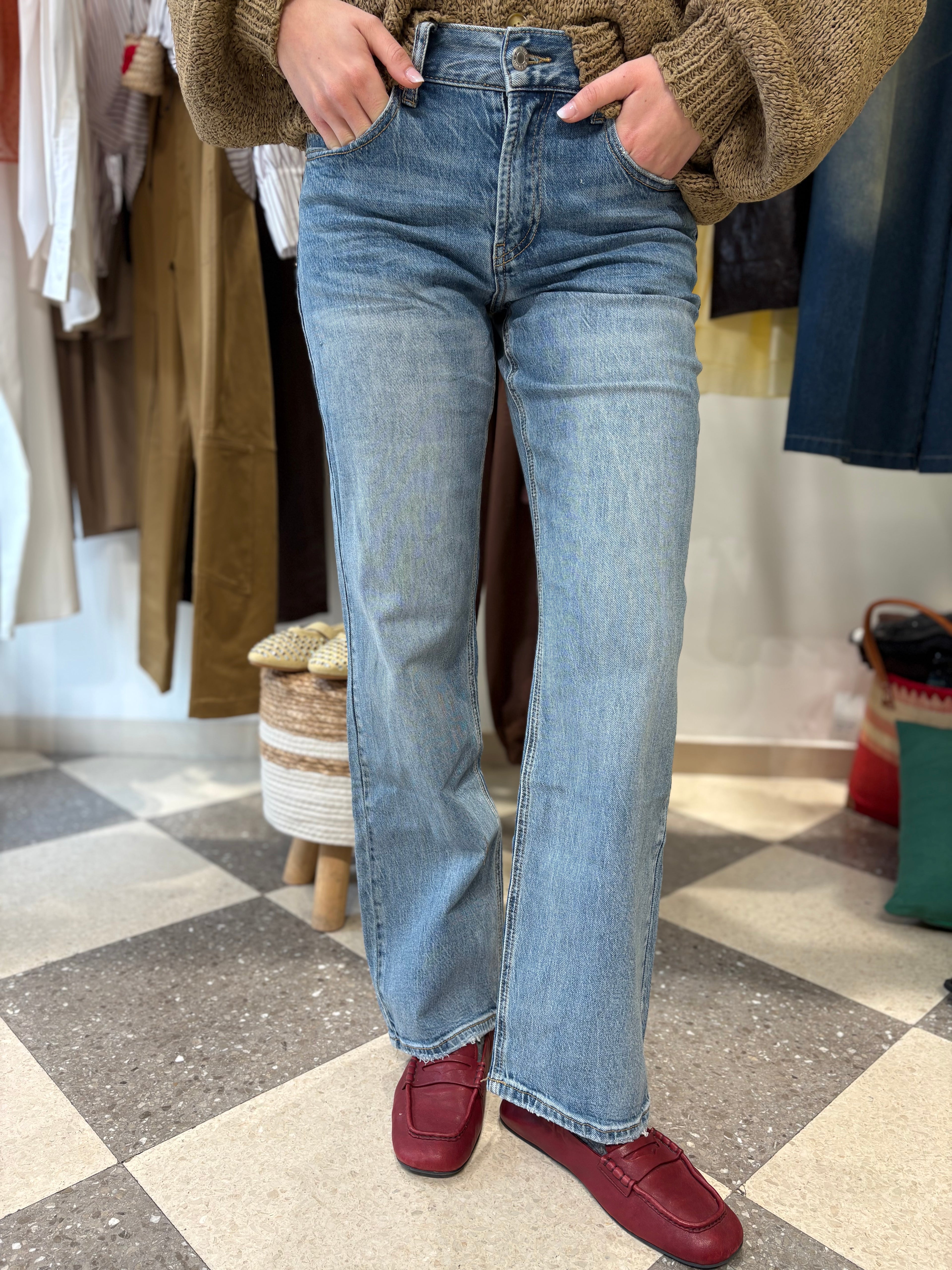 Denim gamba dritta vita bassa