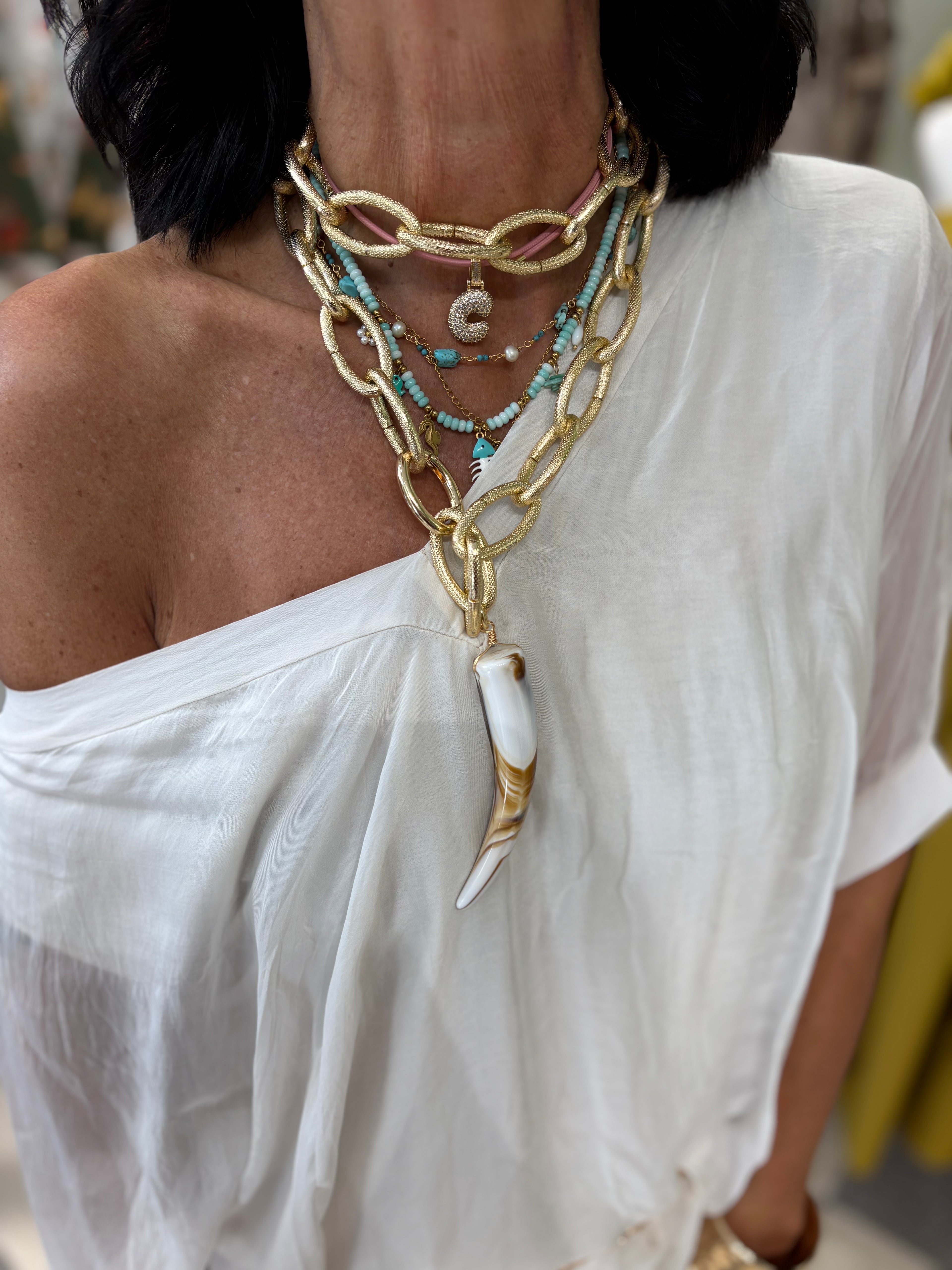 Collana a catena con maxi corno pendente