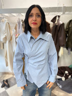 Camicia incrociata gessata azzurro polvere