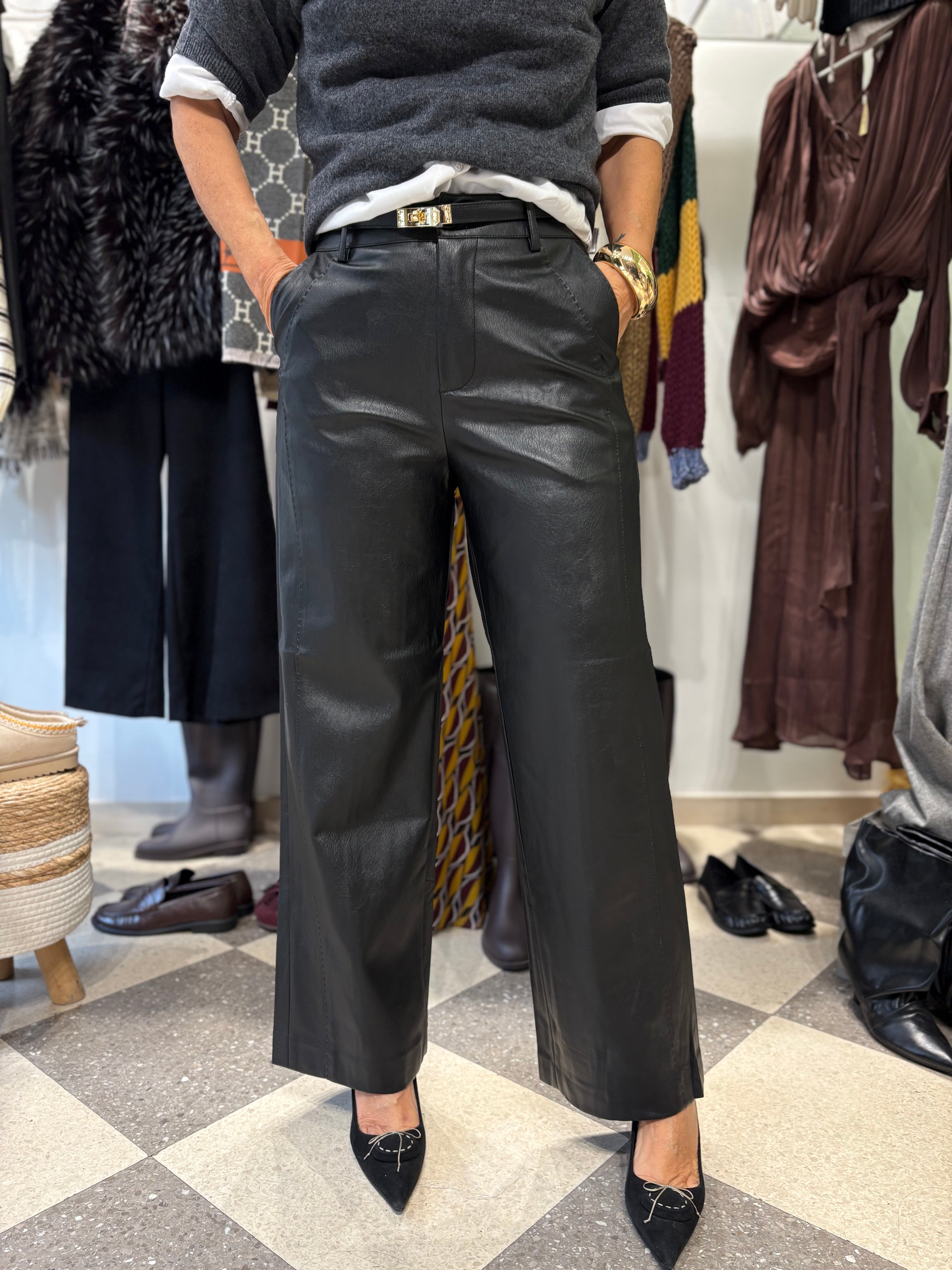 Pantalone in ecopelle effetto vintage