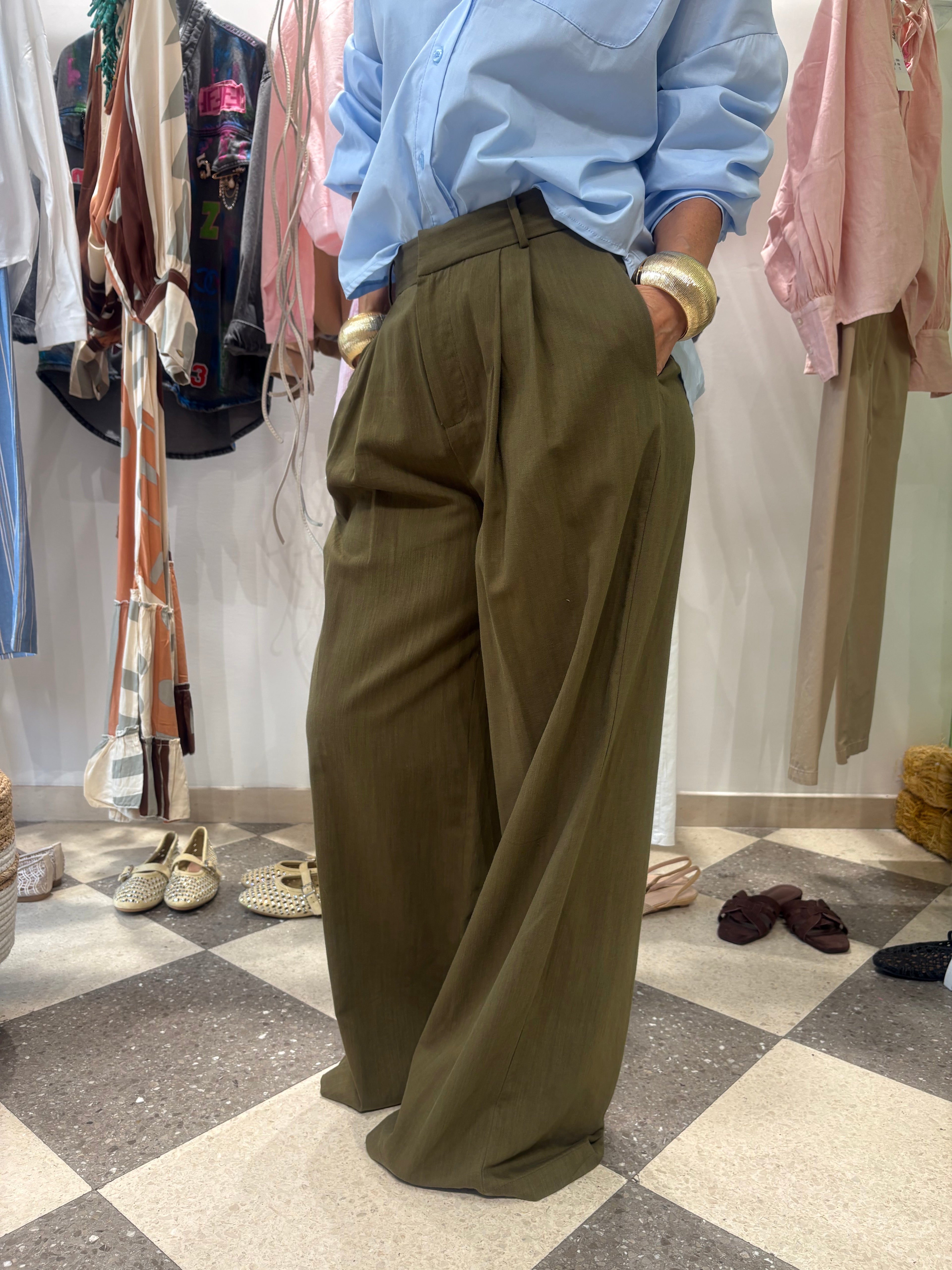 Pantalone scivolato verde kaki