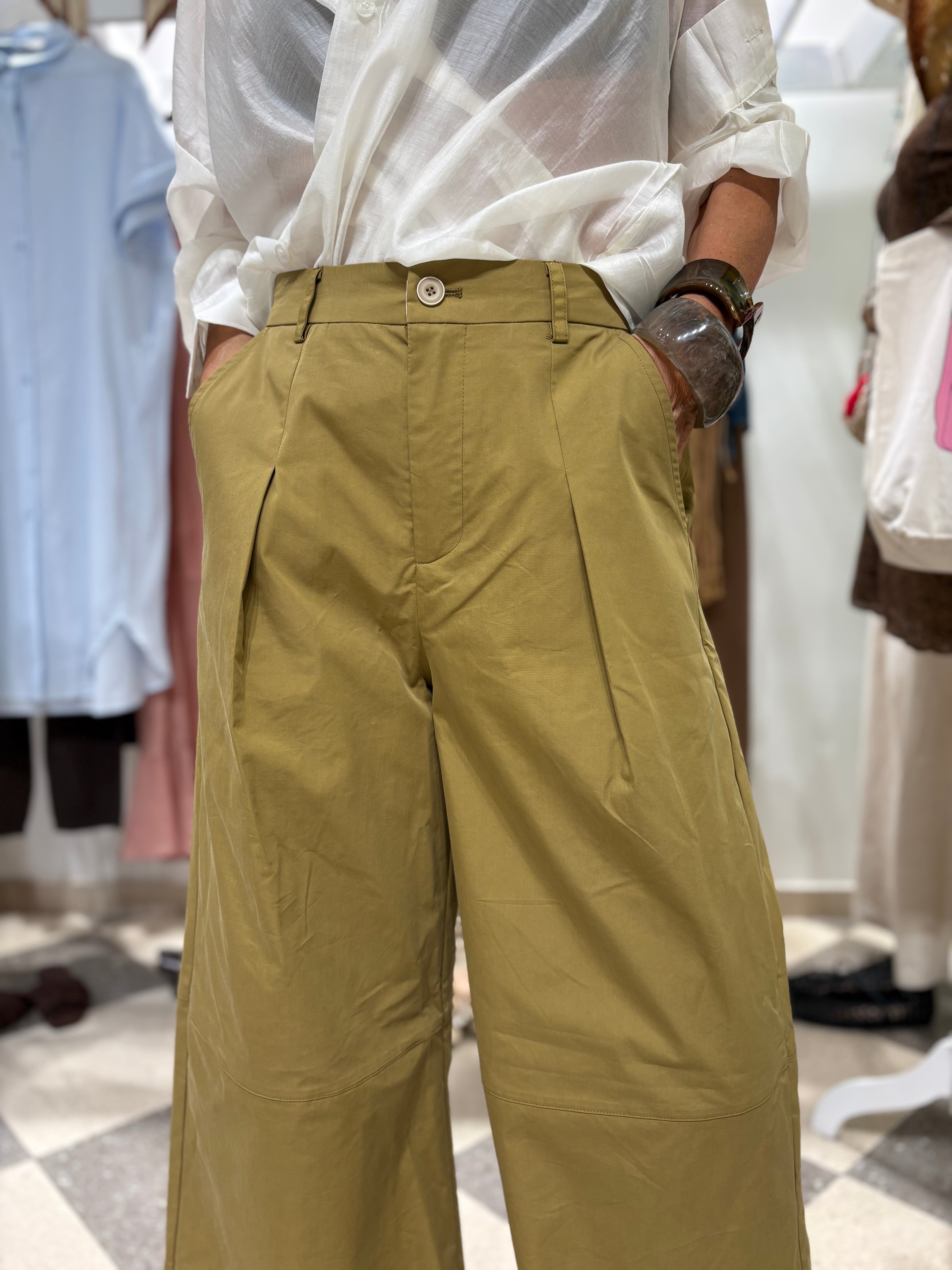Pantalone culotte verde