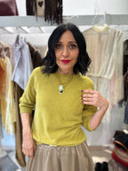 Maglioncino girocollo in maglia morbida in misto viscosa