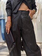 Pantalone effetto pelle testa di moro