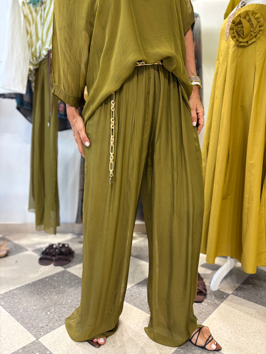 Coordinato blusa e pantalone palazzo