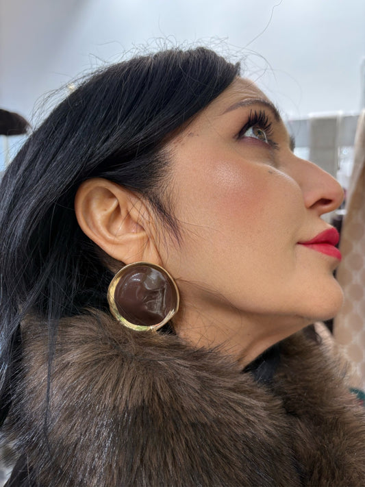 Orecchini smaltati cioccolato e oro